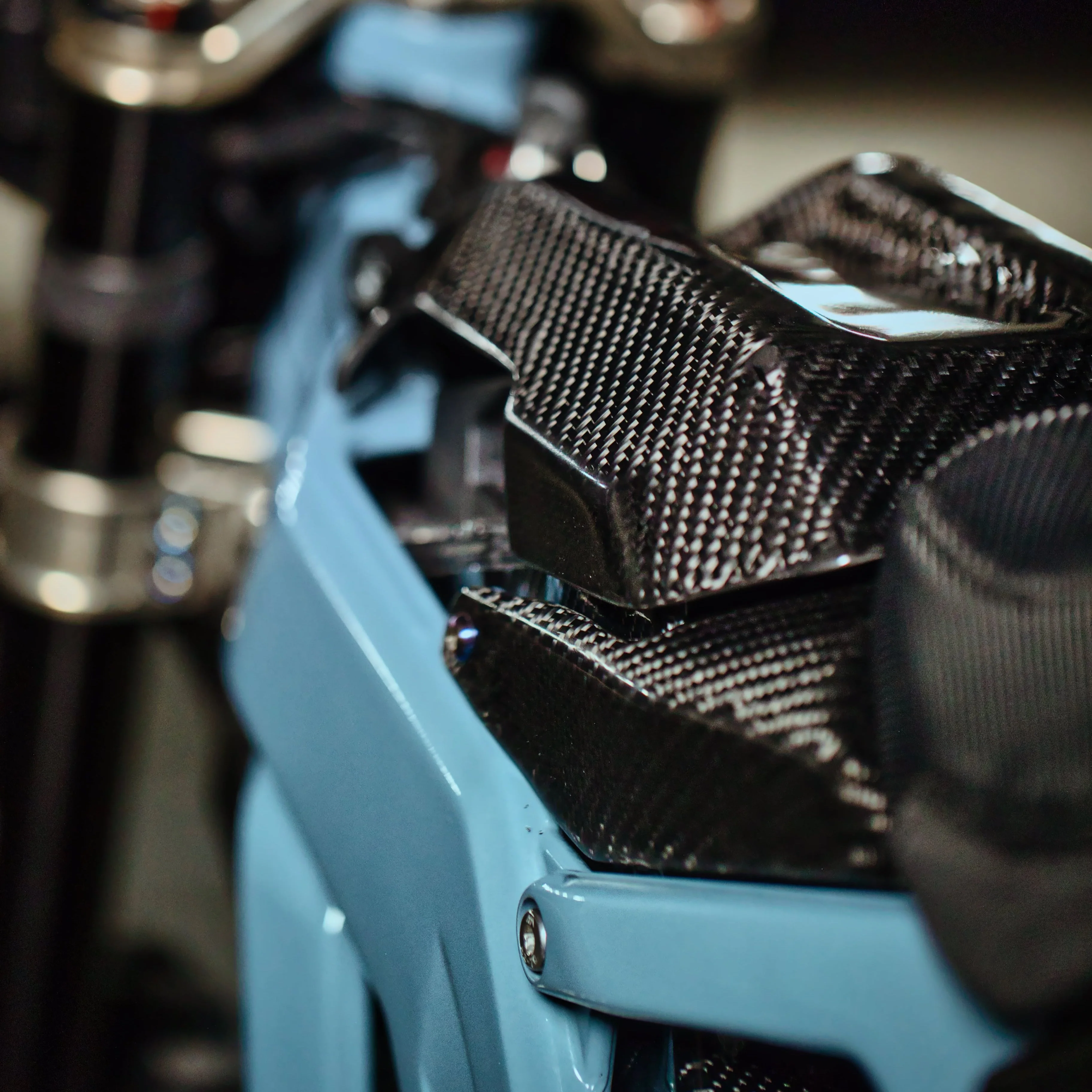 Eride Pro Carbon Fiber Battery Lid Lock (Pre-Order) - Image 3
