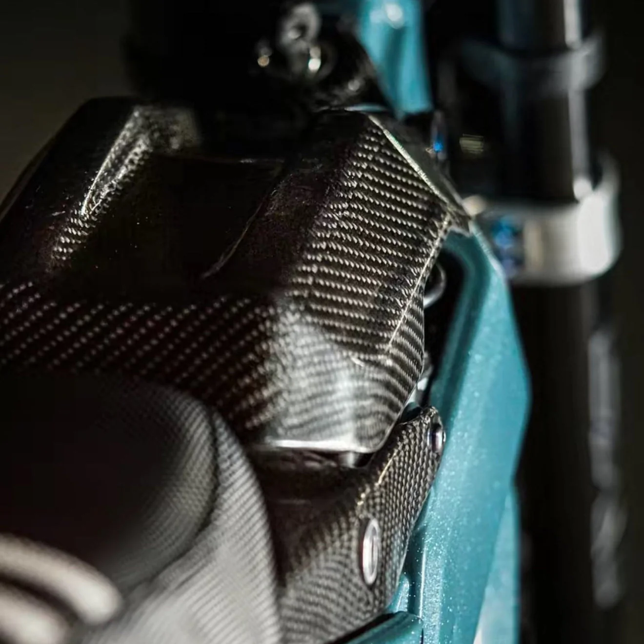 Eride Pro Carbon Fiber Battery Lid (Pre-Order) - Image 3
