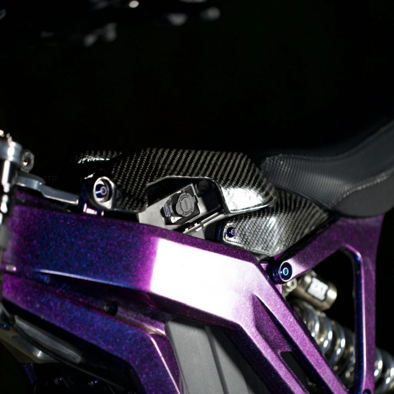 Eride Pro Carbon Fiber Battery Lid (Pre-Order) - Image 5